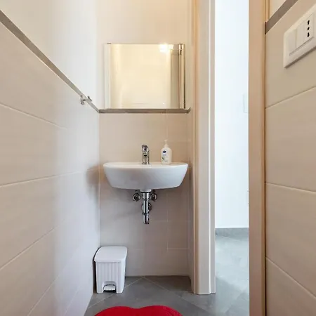 House 2 * マッゼオ